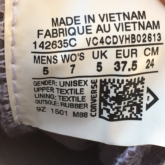 UNISEX Converse All Star Zippered Sneakers (Men’s’ 5,Ladies’ 7) - Picture 10 of 10